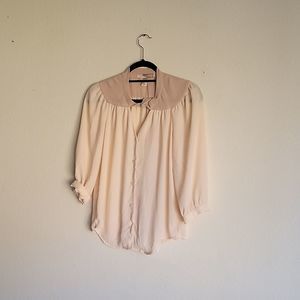 love21 3/4 sleeves vneck blouse size XS  color beige and cream